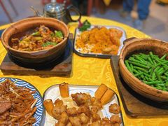 蒜香骨拼炸鲜奶-天宝食坊·啫啫煲大排档(西华路店)