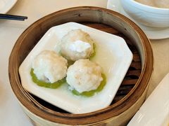 白雪花枝虾球-太子园林酒家