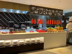 -上海滴水湖皇冠假日酒店