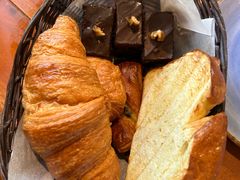 -植物园哈利亚餐厅