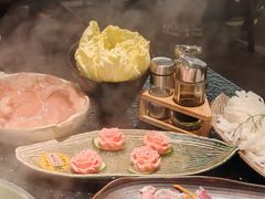 清远老身脆皮无骨鸡-得意咚瓜·顺德鱼生·冬瓜火锅(深圳首店)