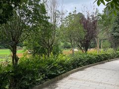 -高荡千年布依古寨旅游景区