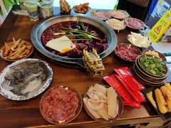 -黄潇洒老火锅(九眼桥宏济巷店)