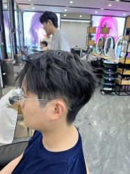 -藤野造型烫染·漂发