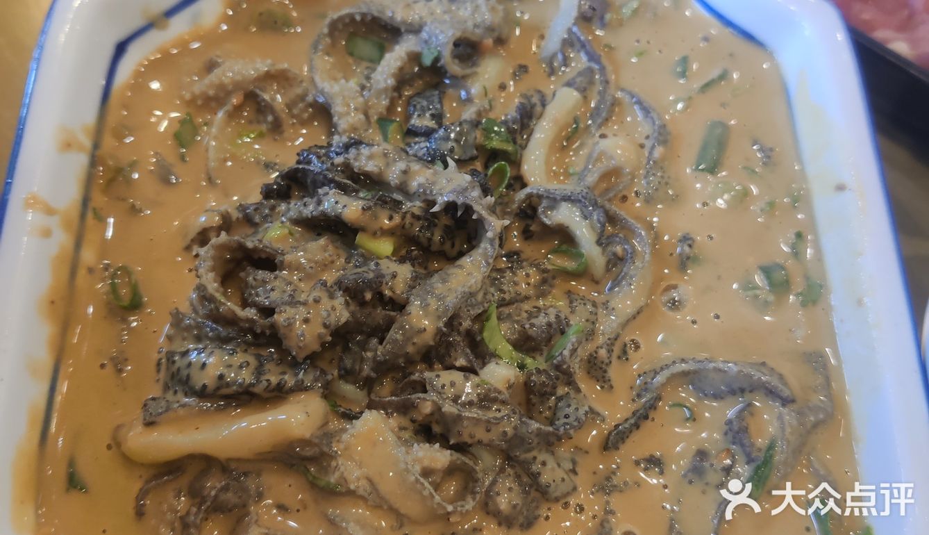 满恒记 排队 假期十点多一点点就到了，进店选座位