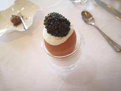 鸡蛋鱼子酱-Jean Georges