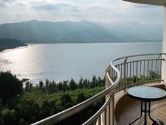 -大理洱海龙湾假日酒店