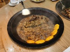 -屯老二农家铁锅炖·行业领军者(梅江店)