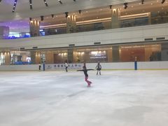 -陈露国际冰上中心(天津嘉里汇店)