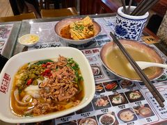 -双燕楼·手工馄饨·汤面小吃(世纪汇店)