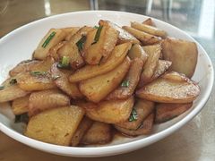 -芦茨金富饭庄·25年老字号·专做稻草鸡