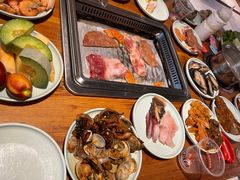 -钦瓦台时尚自助餐厅(银泰城店)