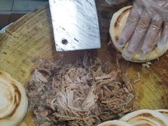 普通腊汁肉夹馍-樊记腊汁肉(竹笆市总店)