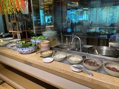 -大中华希尔顿酒店-念自助餐·嗨啤·小龙虾