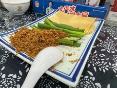 -八两八金·莱芜特色炒鸡(市南漳浦路店)