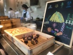 -上海浦东康桥绿地假日酒店