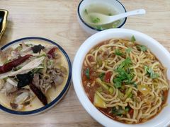 -伊鼎牛肉面(潍坊路店)