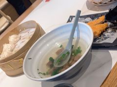 -馋三尺蟹粉小笼(人民广场店)