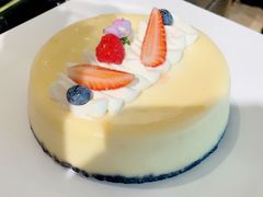 芝士蛋糕-大中华希尔顿酒店-念自助餐·嗨啤·小龙虾
