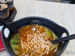 -桂在香知桂林米粉(红博中央公园店)