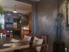 -HIGH FIVE哈福手工汉堡(桂林路店)