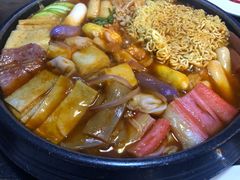 传统部队火锅-the frypan韩国炸鸡啤酒(五路居店)