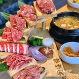这一刻我被馋到了🥩韩式烤肉也有熟成牛排。