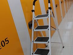 -安东易迷你自助仓储寄存仓库(杨浦店)