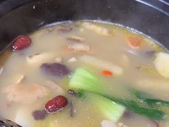 -野菌皇海景野生菌火锅(滨海大道店)