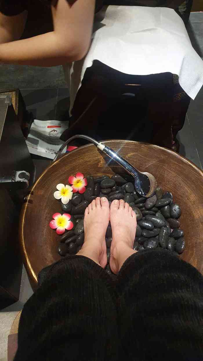 泰合玺正宗泰式按摩spa雨花客厅店