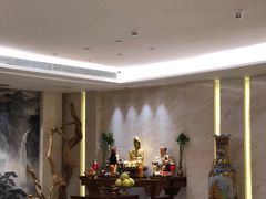 -榕树下海鲜馆(坪山路店)