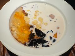 -RUXU入续糖水铺与包(卓悦中心店)