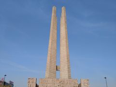 -唐山抗震纪念碑广场