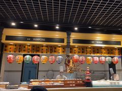 -川骄海鲜自助(王府井奥莱UP TOWN店原世界之花店)