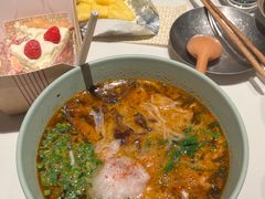 小锅米线-胡麻(静安嘉里店)