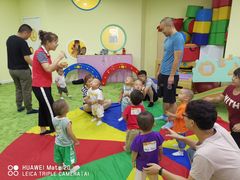 -KidsHome毅英宝贝家早教托育中心