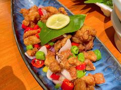 河口柠檬叶酥小排-老滇山寨•云南特色菜•地方菜•民族风情歌舞表演(金碧店)