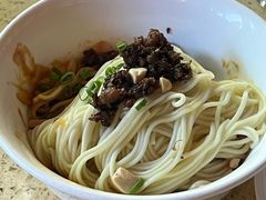 -铜锣湾·有麝自然香(重庆新天地店)