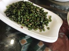 榄菜肉沫四季豆-大鸭梨烤鸭店(金顶街店)