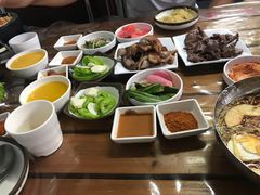 -满都拉碳火烤肉(文苑路店)