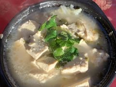-明月食府(二区干二路店)