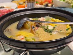 -沪华海鲜大酒楼(南汇店)