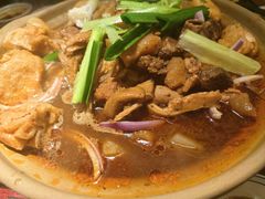 老广味牛杂煲-沙胆彪炭炉牛杂煲(上海日月光广场店)