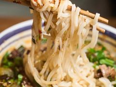 -云阿蛮云南生烫牛肉米线(奉贤路店)