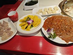 -欠火锅·水牛毛肚·团建聚餐·生日宴(何山路店)