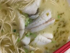 -金时代顺风大酒店(临港百联店)