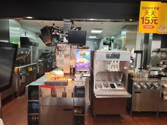 -麦当劳(杨林得来速店)