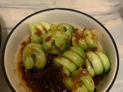 -浅深(世茂滨江精品店)