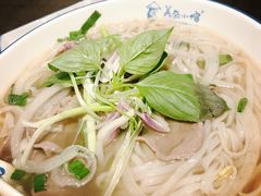 -美奈小馆·越南料理(中航城君尚购物中心店)