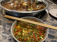 -肖肖酸萝卜鱼火锅(总店)